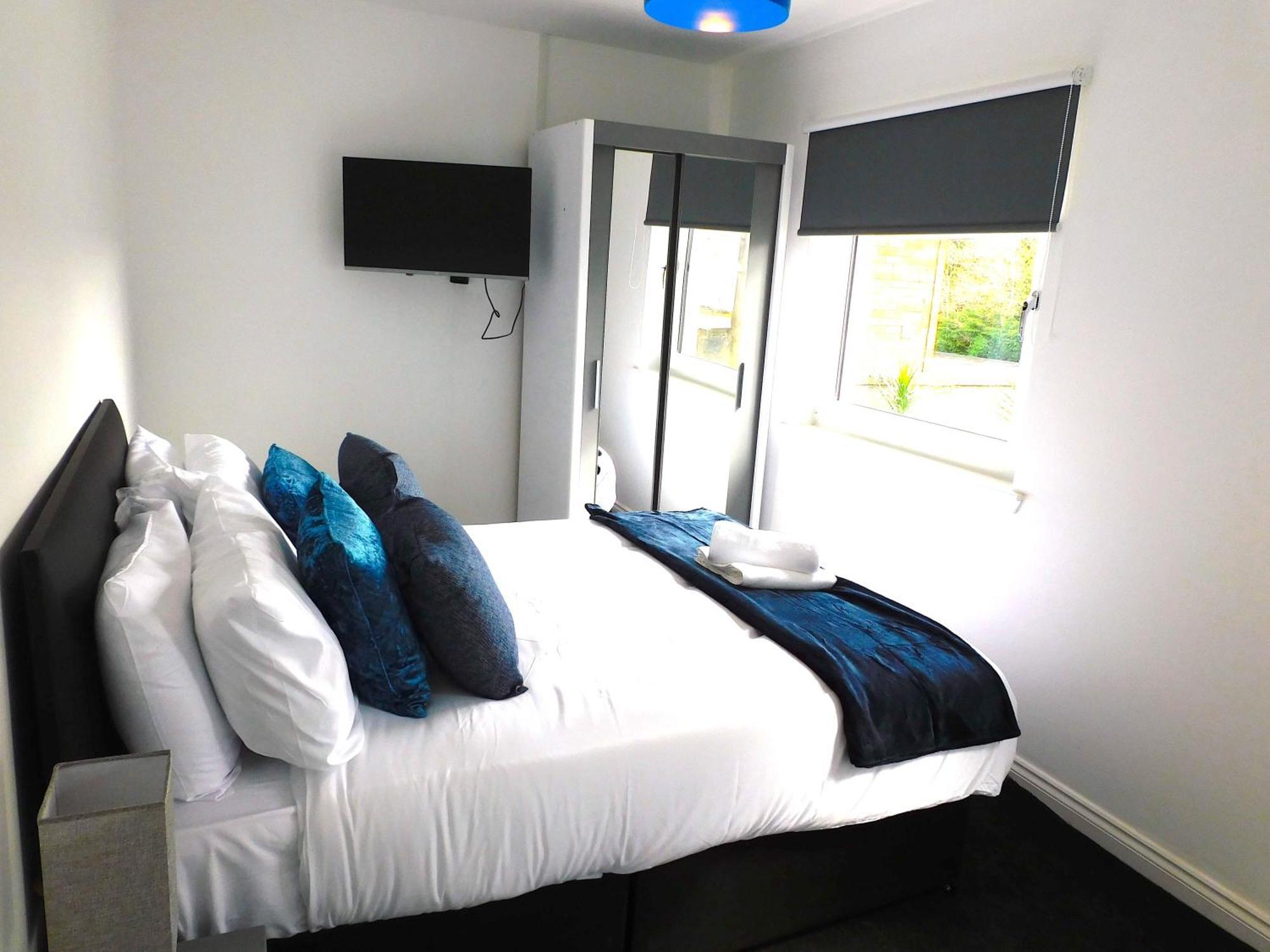Newly Refurbished 1 Bed Apt In Hamilton Close To Station And Local Amenities Екстер'єр фото